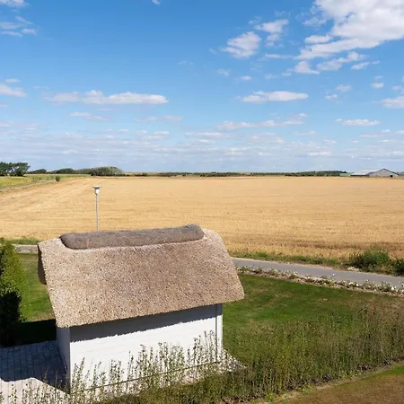 Haus Deichblick 2 Holiday home *